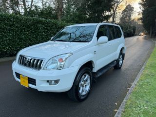 Used TOYOTA LAND CRUISER COLORADO in Chertsey, Surrey for sale